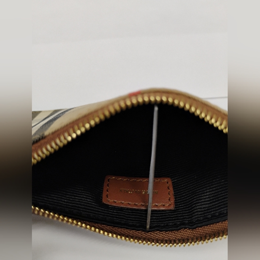 EUC Burberry Zip Card Case - Somerset Vintage Check - Picture 9 of 9